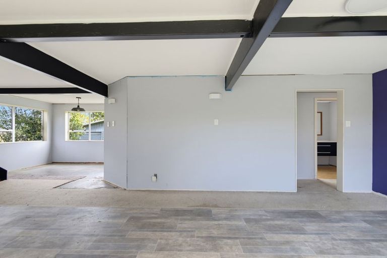 Photo of property in 179 Coxhead Road, Wattle Downs, Auckland, 2103