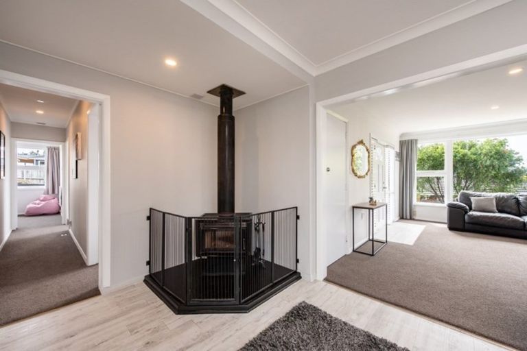 Photo of property in 46 Donovan Road, Paraparaumu Beach, Paraparaumu, 5032