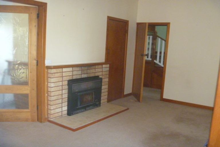 Photo of property in 15 Wood Street, Papakura, 2110