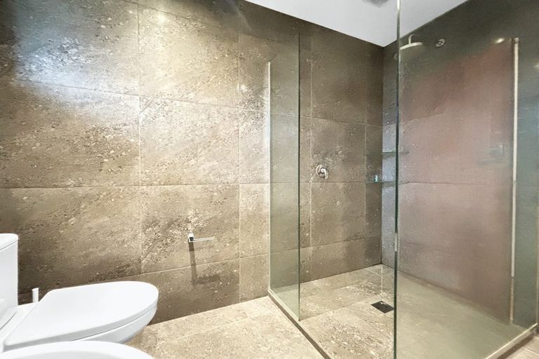 Photo of property in 7 Melba Street, Beach Haven, Auckland, 0626