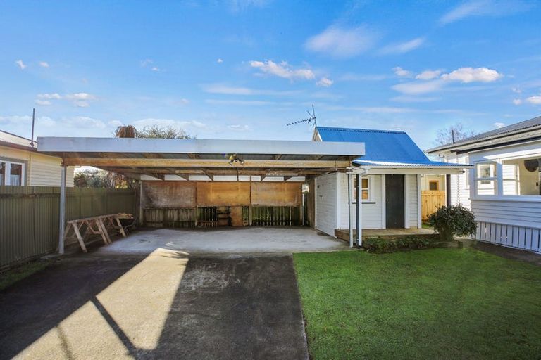 Photo of property in 77 Te Aroha Street, Hamilton East, Hamilton, 3216