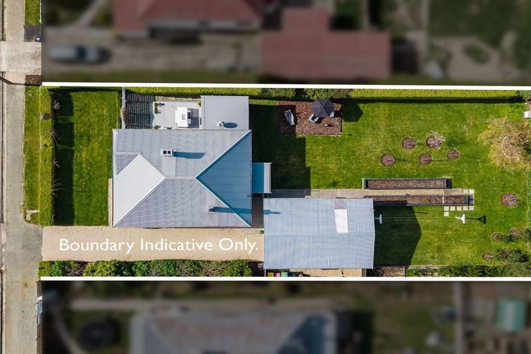 Photo of property in 15 Herbert Street, Waimate, 7924