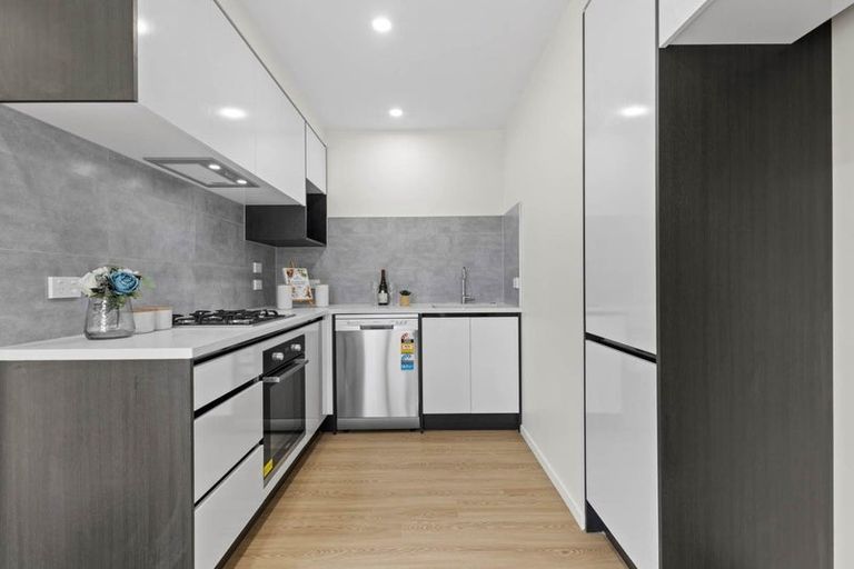 Photo of property in 9d Lismore Place, Papatoetoe, Auckland, 2025