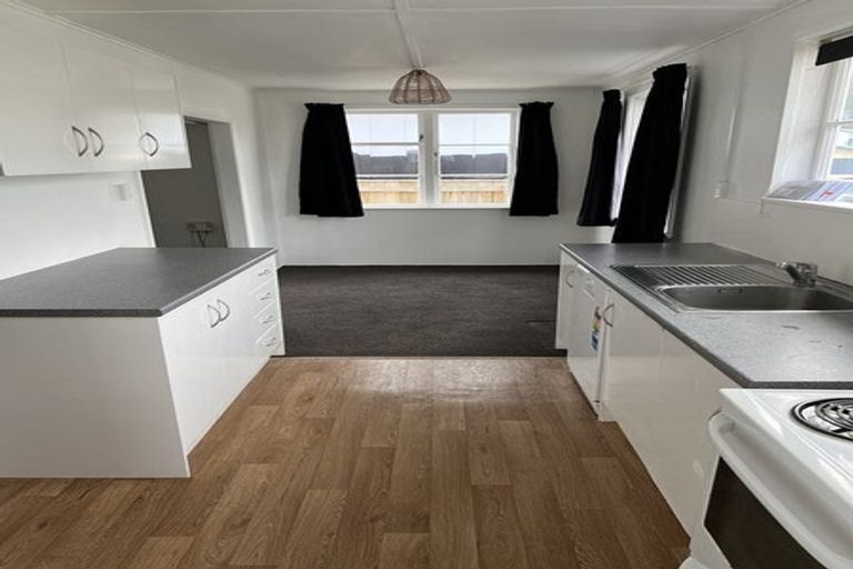 Photo of property in 1319 High Street, Taita, Lower Hutt, 5011