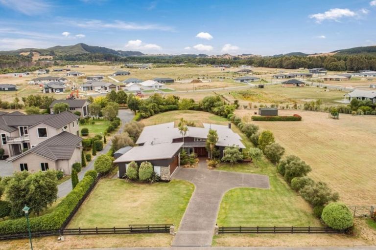 Photo of property in 12 Montgomery Crescent, Kinloch, Taupo, 3377
