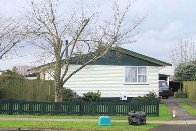 Photo of property in 22 Rhonda Avenue, Deanwell, Hamilton, 3206