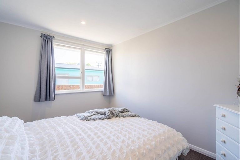 Photo of property in 53 Kirk Street, Otaki, 5512