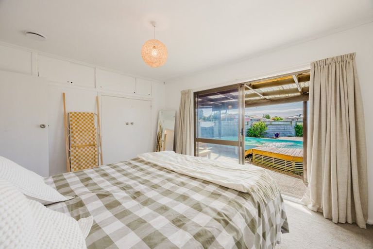 Photo of property in 8 Corbett Place, Onekawa, Napier, 4110