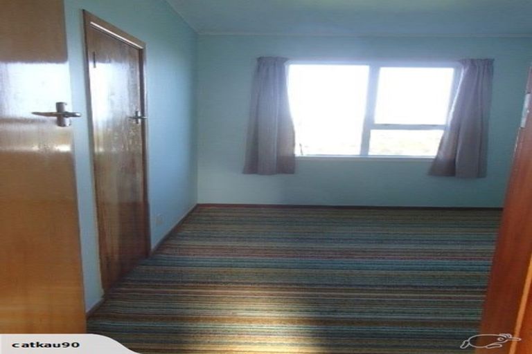 Photo of property in 112 Karaka Street, Castlecliff, Whanganui, 4501