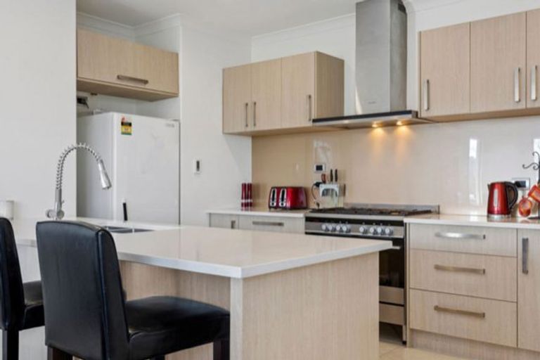 Photo of property in 2 Endurance Lane, Wigram, Christchurch, 8025