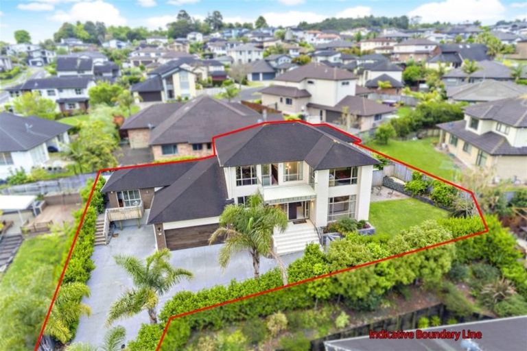 Photo of property in 38 Mission Heights Drive, Flat Bush, Auckland, 2016