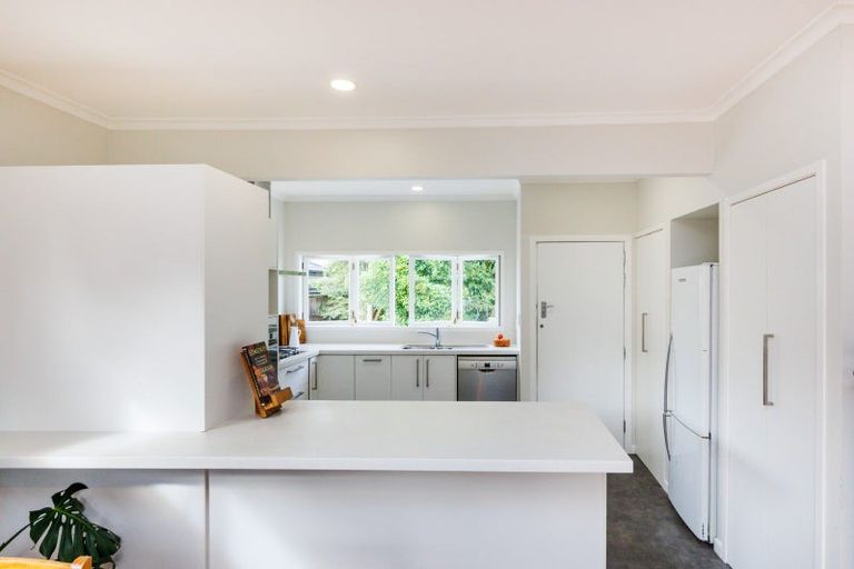 Photo of property in 17 Manawatu Street, Hokowhitu, Palmerston North, 4410