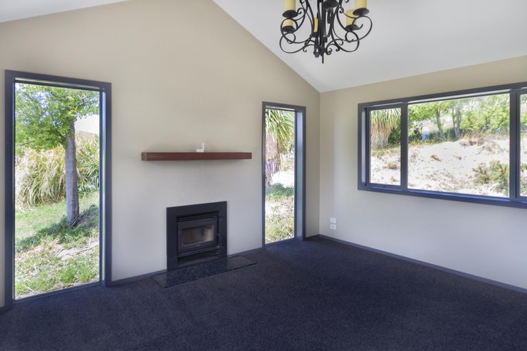 Photo of property in 22 Kinnaird Street, Herbert, Oamaru, 9495