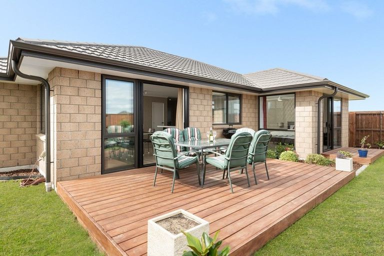 Photo of property in 9 Plate Lane, Papamoa, 3118