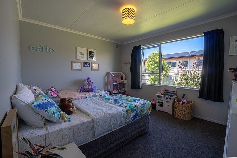 Photo of property in 20 Glamis Avenue, Bell Block, New Plymouth, 4312