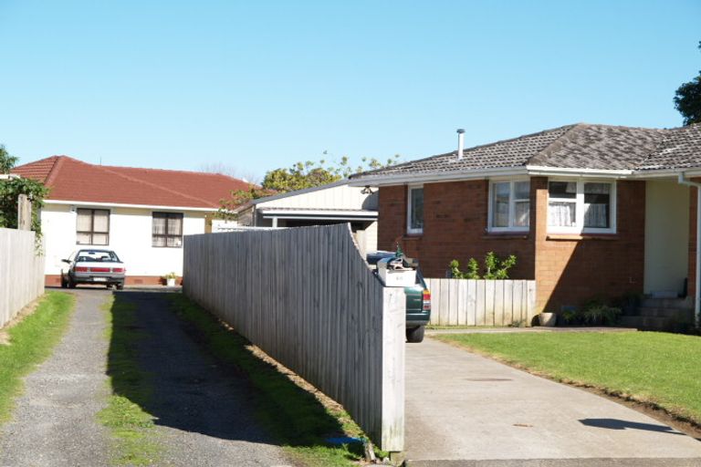 Photo of property in 25a Lavinia Crescent, Mangere East, Auckland, 2024