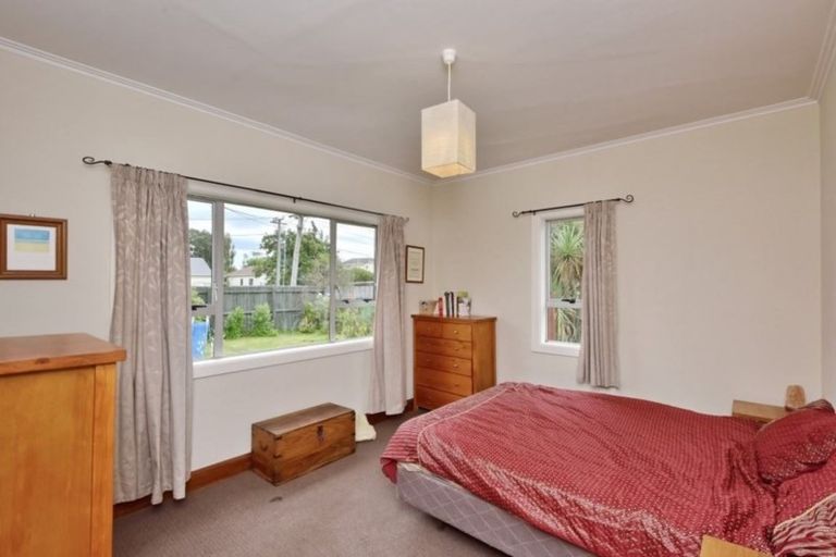 Photo of property in 8 Okeover Street, Woolston, Christchurch, 8062