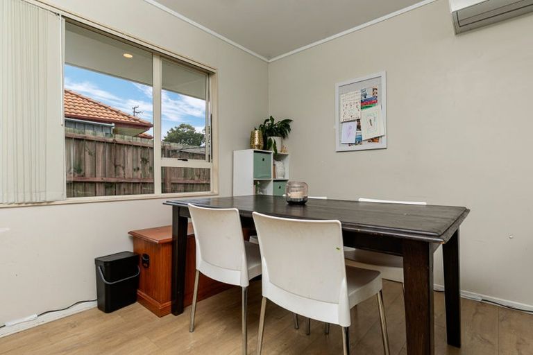 Photo of property in 12 Legacy Drive, Henderson, Auckland, 0612