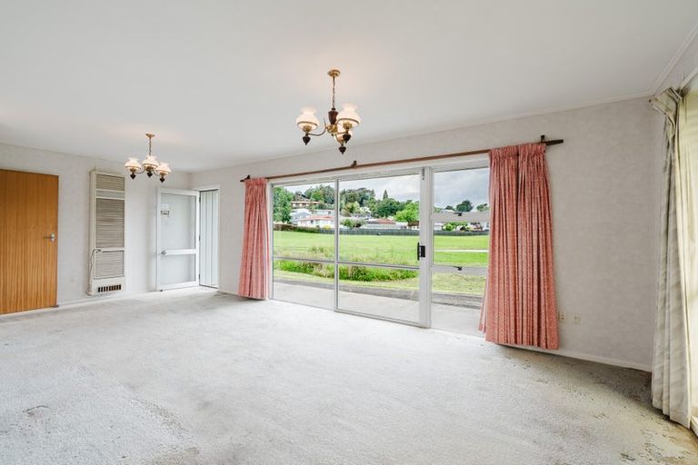 Photo of property in 27 Caernarvon Street, Dinsdale, Hamilton, 3204