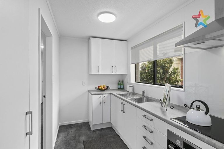 Photo of property in 9a Birdwood Road, Waterloo, Lower Hutt, 5011