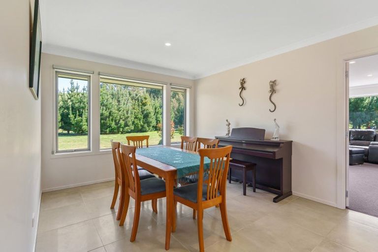 Photo of property in 57 Charnley Way, Kinloch, Taupo, 3385