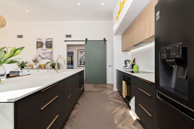 Photo of property in 19 Searle Drive, Cromwell, 9310