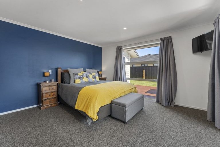 Photo of property in 16 Magnetic Place, Cromwell, 9310