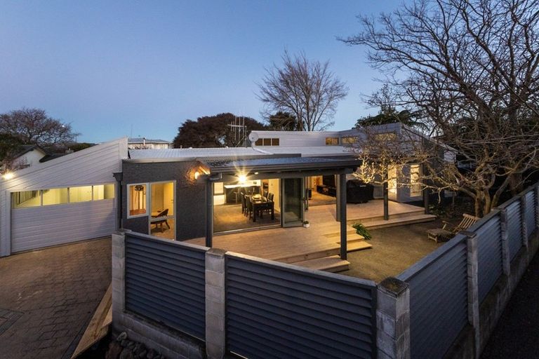 Photo of property in 72 Ihaka Street, Hokowhitu, Palmerston North, 4410