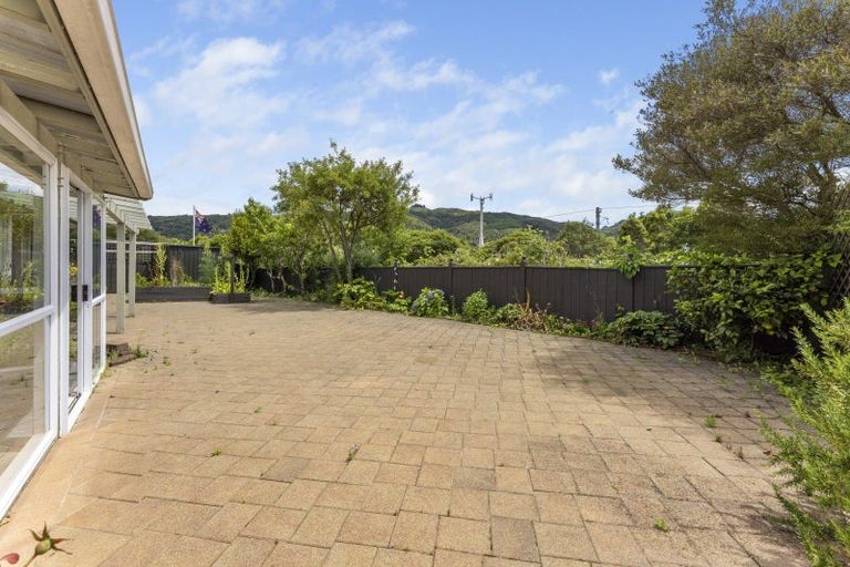 Photo of property in 14 Millwood Place, Silverstream, Upper Hutt, 5019