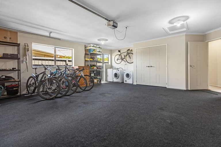 Photo of property in 34 Popata Close, Papamoa Beach, Papamoa, 3118