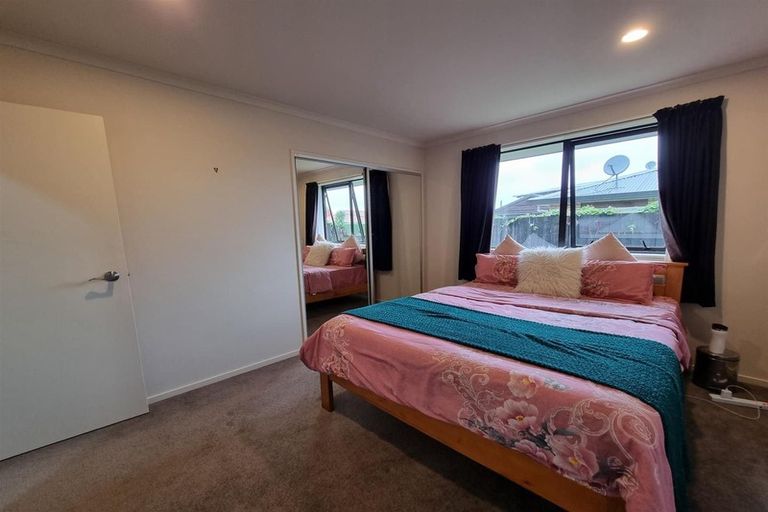 Photo of property in 23a Kelvin Road, Papakura, 2110
