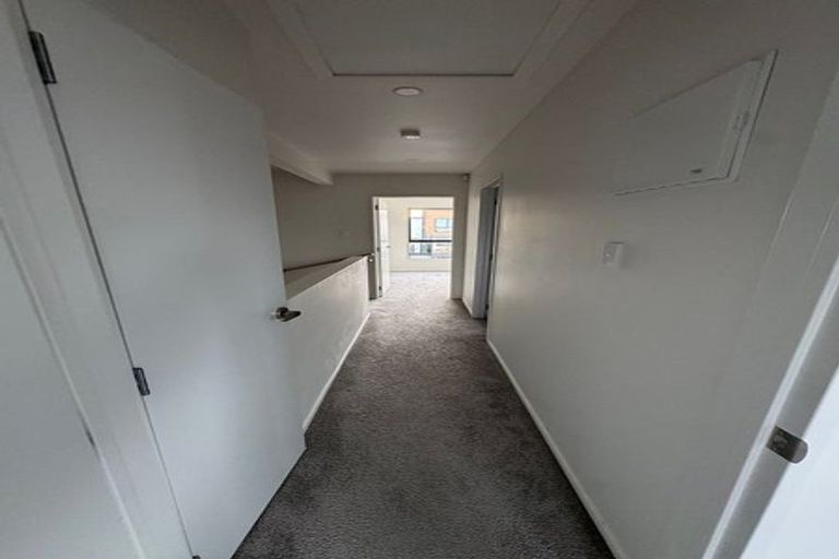 Photo of property in 41 Red Arches Road, Henderson, Auckland, 0610