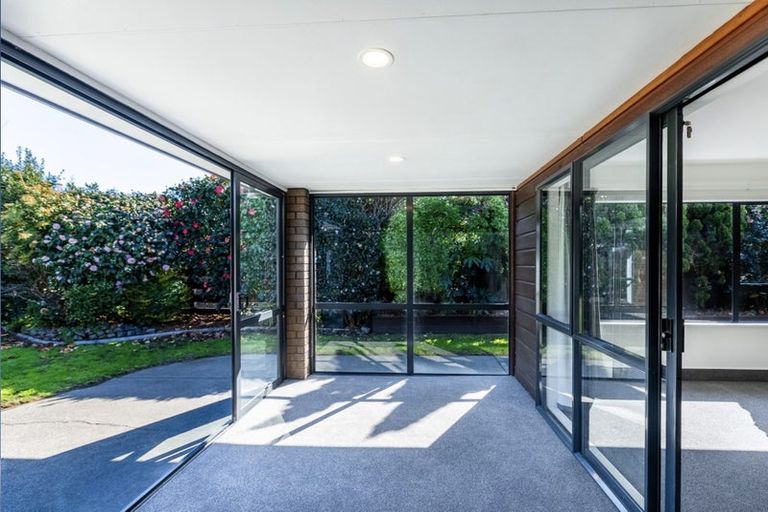 Photo of property in 8 Cedar Drive, Paraparaumu Beach, Paraparaumu, 5032