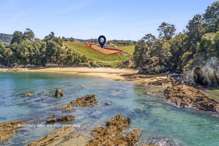 Photo of property in 36 Cook Crescent, Kaiteriteri, Motueka, 7197