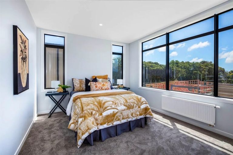 Photo of property in 4 Skysail Lane, Whitby, Porirua, 5024