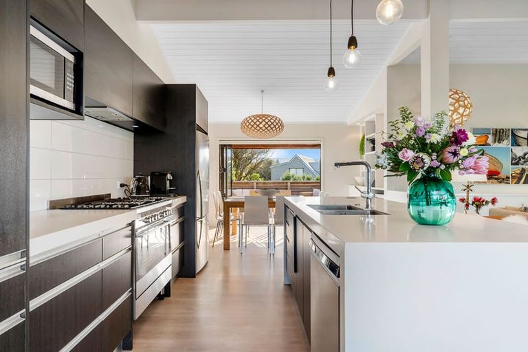 Photo of property in 107 Tangaroa Road, Whangamata, 3620