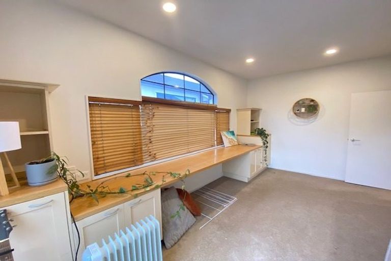 Photo of property in 11 Manor Park, Sunnyhills, Auckland, 2010