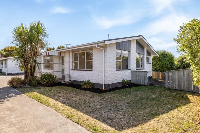 Photo of property in 1/4 Nanette Street, Upper Riccarton, Christchurch, 8041
