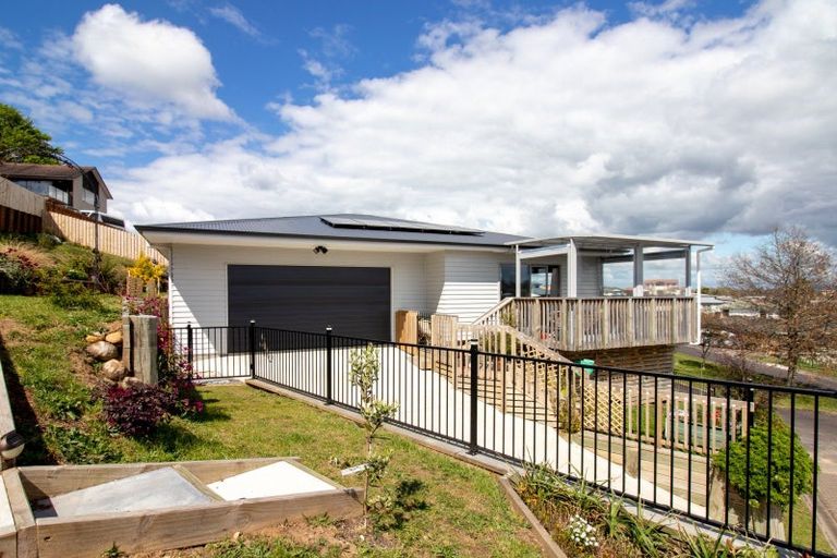 Photo of property in 16 Ohinemuri Place, Paeroa, 3600