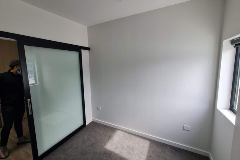 Photo of property in 4/16 Home Street, Mount Victoria, Wellington, 6011