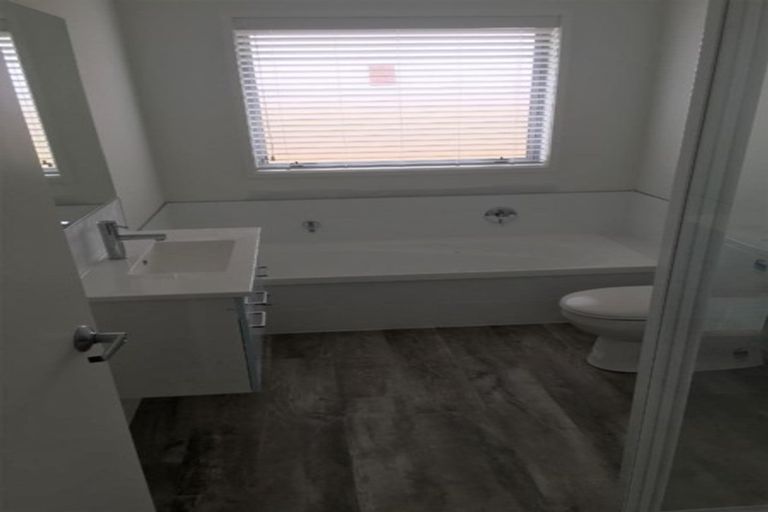 Photo of property in 22 Furlong Road, Papamoa, 3118