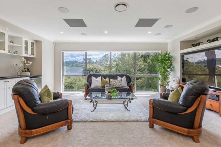 Photo of property in 47 Blacks Road, Greenhithe, Auckland, 0632