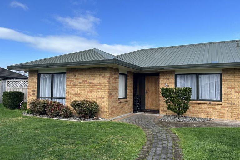 Photo of property in 2 Waipuna Place, Rototuna, Hamilton, 3210
