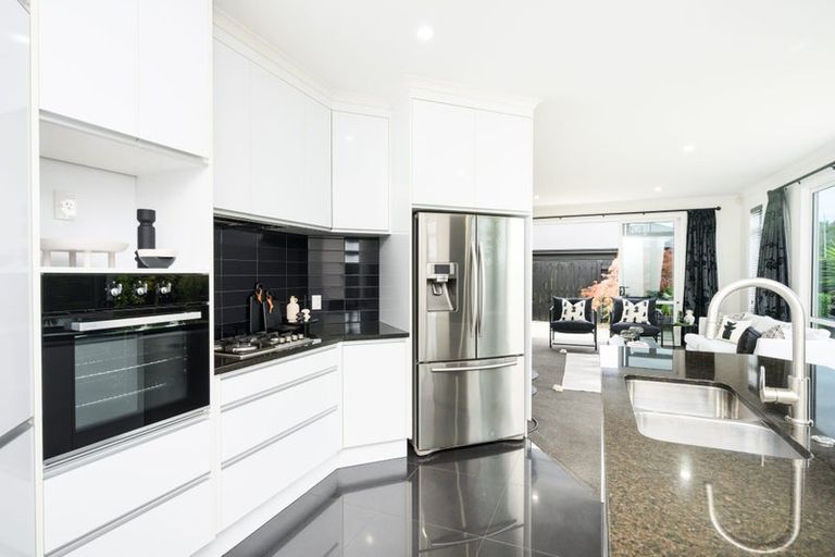 Photo of property in 93 James Line, Kelvin Grove, Palmerston North, 4414