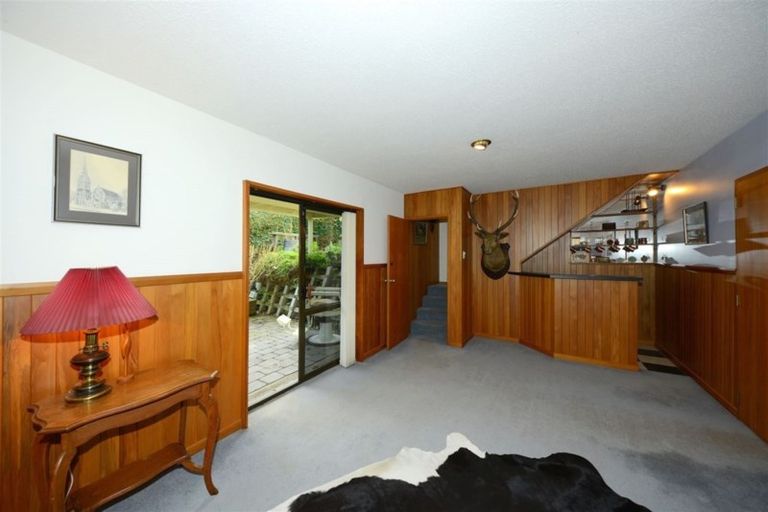 Photo of property in 8 Bayview Place, Cass Bay, Lyttelton, 8082