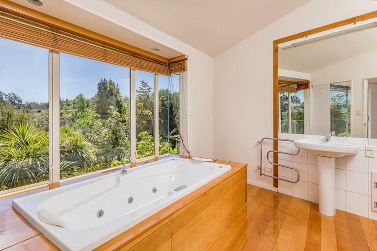 Photo of property in 180 Landing Road, Kerikeri, 0230