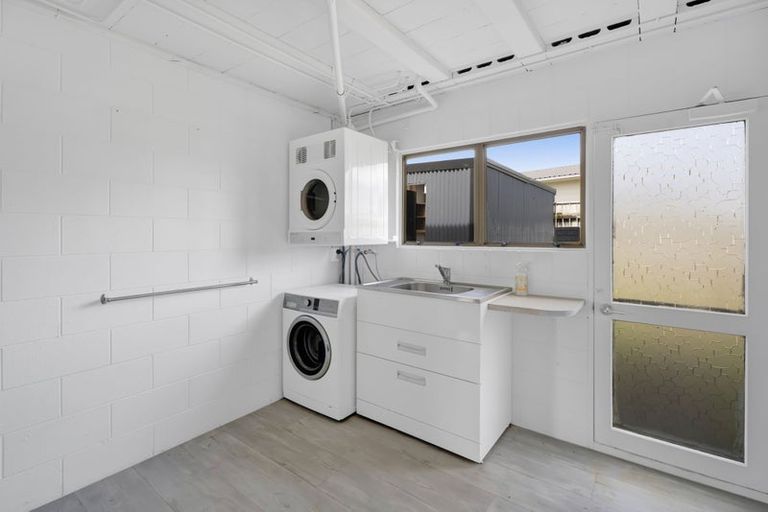 Photo of property in 12 Silby Street, Waitara, 4320