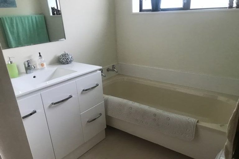 Photo of property in 1/7 Jutland Street, Waterloo, Lower Hutt, 5011