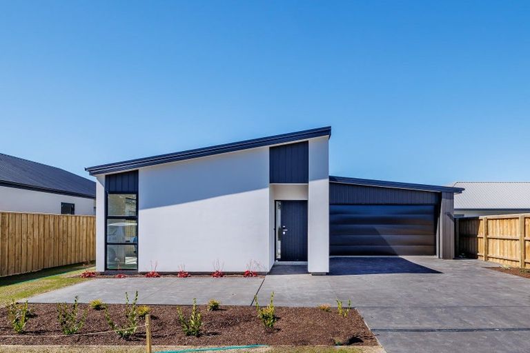 Photo of property in 10 Dynes Road, Rolleston, 7615