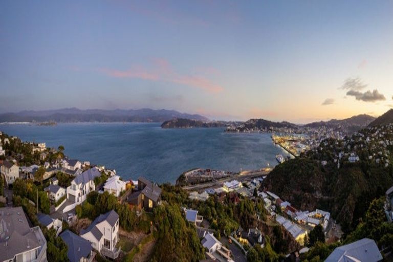 Photo of property in 8 Elgin Way, Khandallah, Wellington, 6035